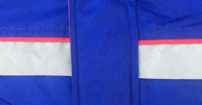 冬季工作服前胸反光條設計