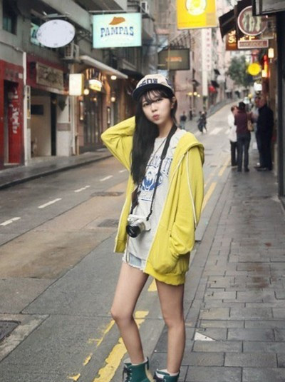 長款衛(wèi)衣搭配技巧和方法(圖1) 長款衛(wèi)衣搭配技巧和方法(圖1)