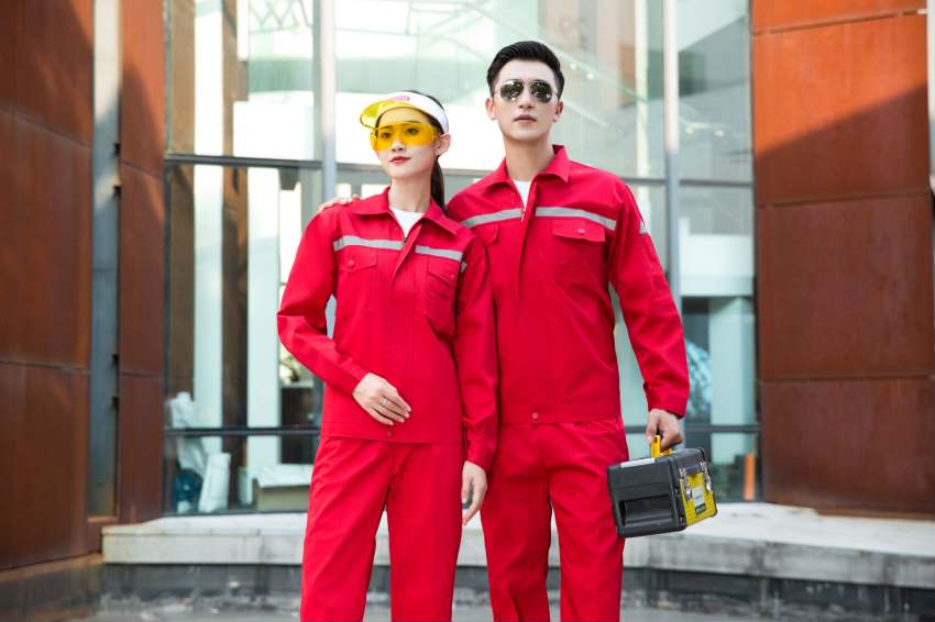 加油站防靜電工作服套裝(圖2) 加油站防靜電工作服套裝(圖2)